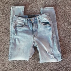 Aeropostale ripped jeggings.